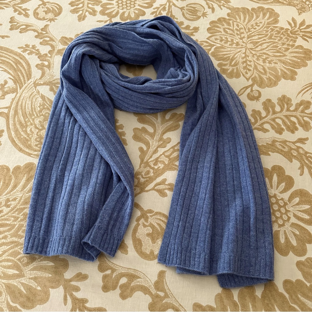 Martha Stewart 100 Cashmere Scarf Martha Stewart 100 Cashmere Scarf